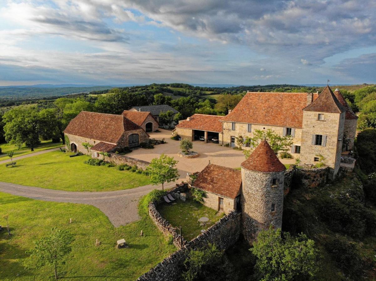Gite 8 Pers Du Chateau De Cantecor Alvignac Exteriér fotografie