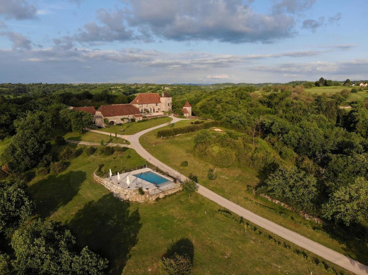Gite 8 Pers Du Chateau De Cantecor Alvignac Exteriér fotografie