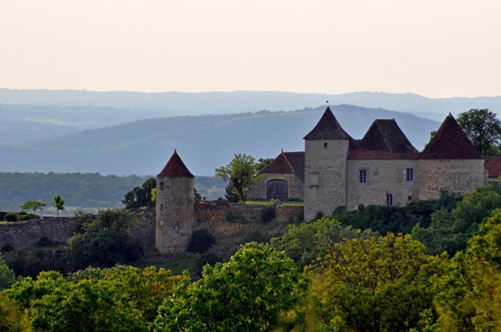 Gite 8 Pers Du Chateau De Cantecor Alvignac Exteriér fotografie